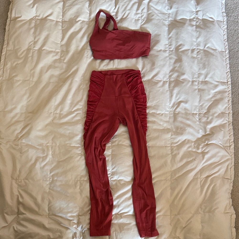 lululemon workout set